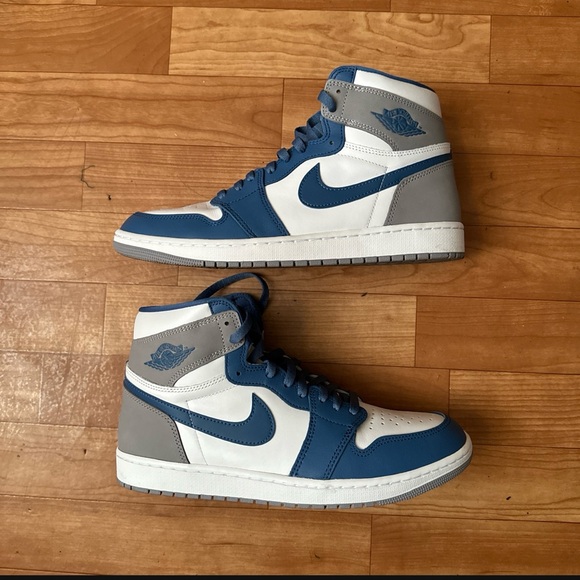 Air Jordan 1 Retro High OG ‘True Blue’ - Picture 2 of 10